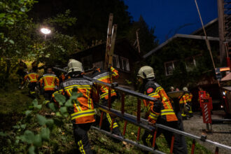 Das steile Areal hat Vor- und Nachteile. Es bildet eine Art «Arena» mit guter Übersicht. Der Auf- und Abstieg geht aber in die Beine.