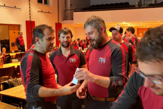 Als Geschenk zum 10-Jahr-Dienstjubiäum ...