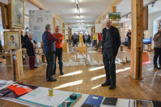 Mit «Relikten» aus 60 Ausstellungen wurde eine Auslegeordnung gestaltet – eine Art Epilog hinter zehn Jahre Zeughaus mit Ueli Vogt.